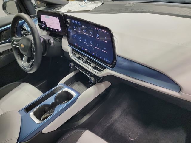 2026 Chevrolet Equinox EV 2LT - Photo 16