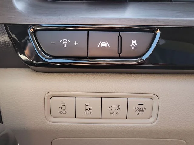 Used 2024 Ceramic White Kia EX image 20