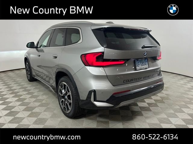 Used 2026 Space Silver Metallic BMW xDrive28i image 5