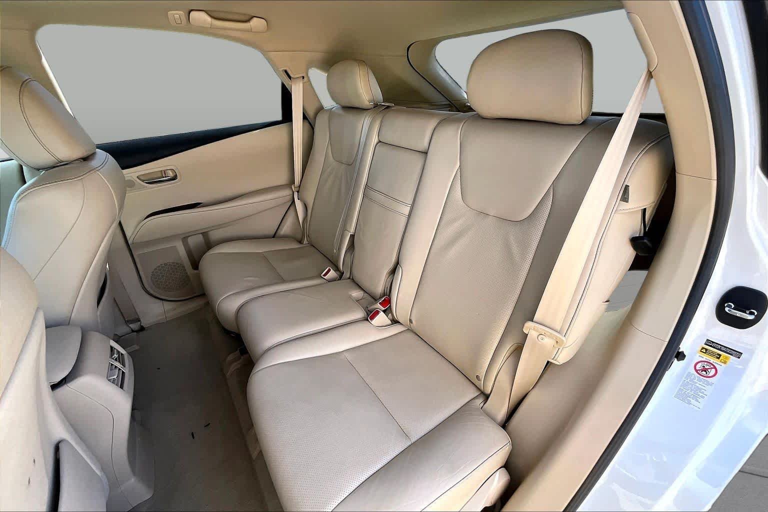 Used 2013 Starfire Pearl Lexus  image 20