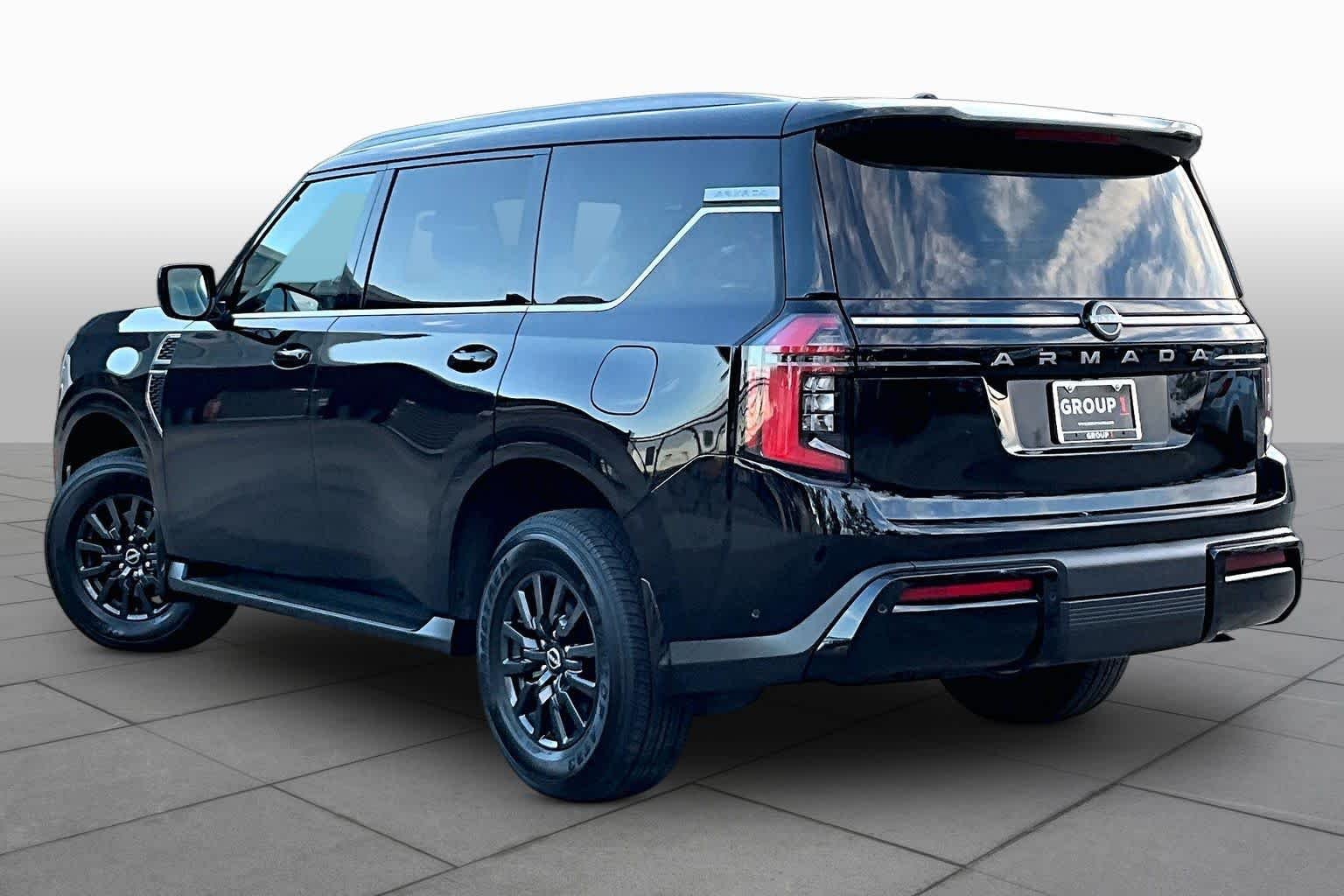 Used 2025 Super Black Nissan SV image 12