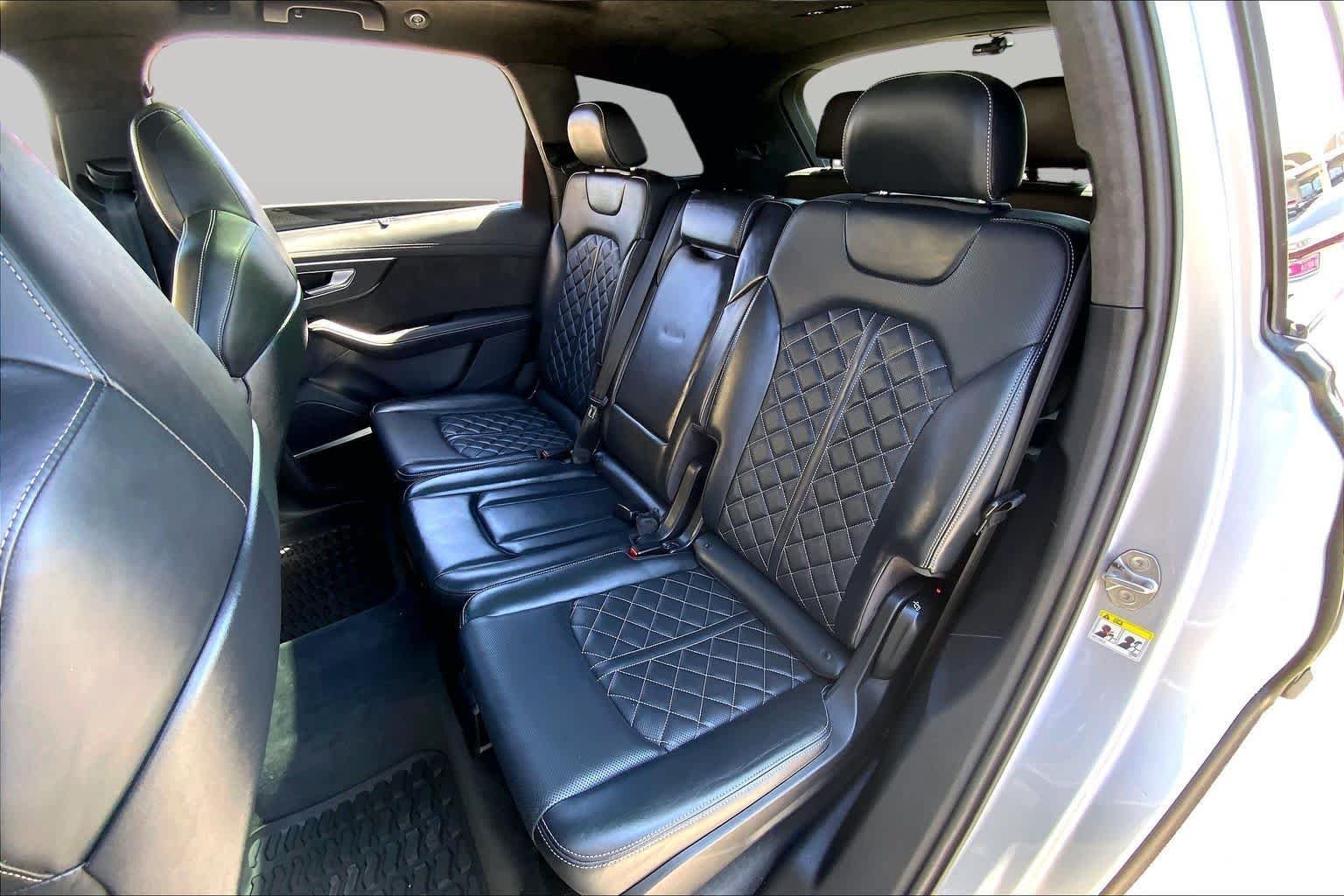 Used 2022 Florett Silver Metallic Audi Prestige image 21