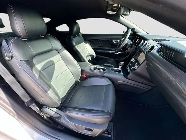 Used 2020 Silver Ford GT Premium image 26