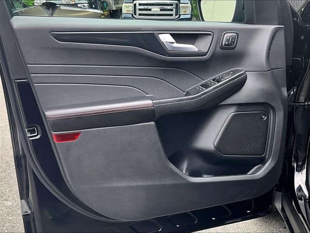 Used 2025 Black Metallic Ford ST-Line Select image 19