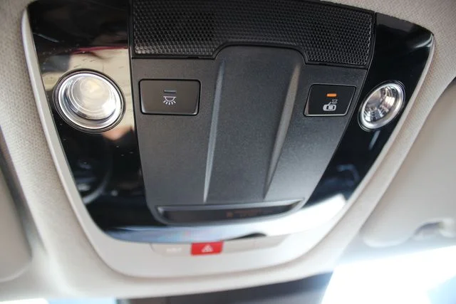 Used 2024 White Kia S image 14