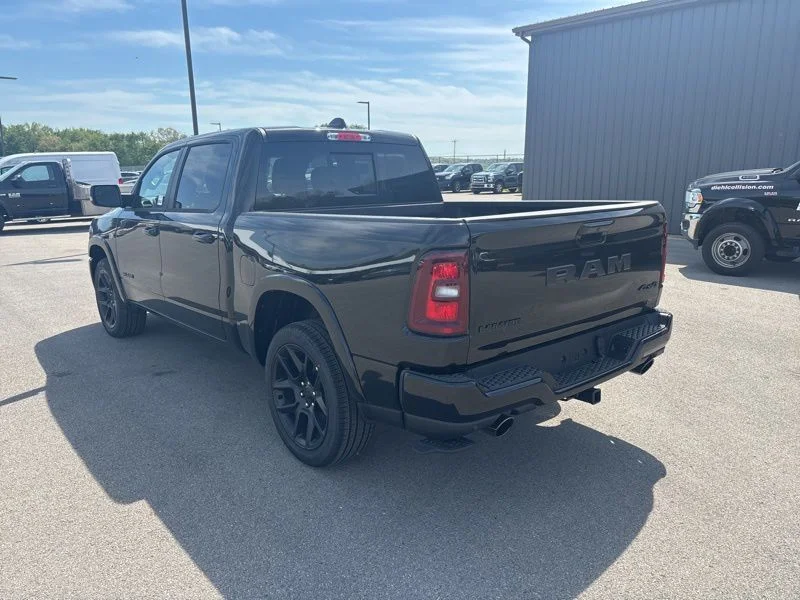 New 2026 Diamond Black Crystal Pearl-Coat Exterior Paint RAM Laramie image 4