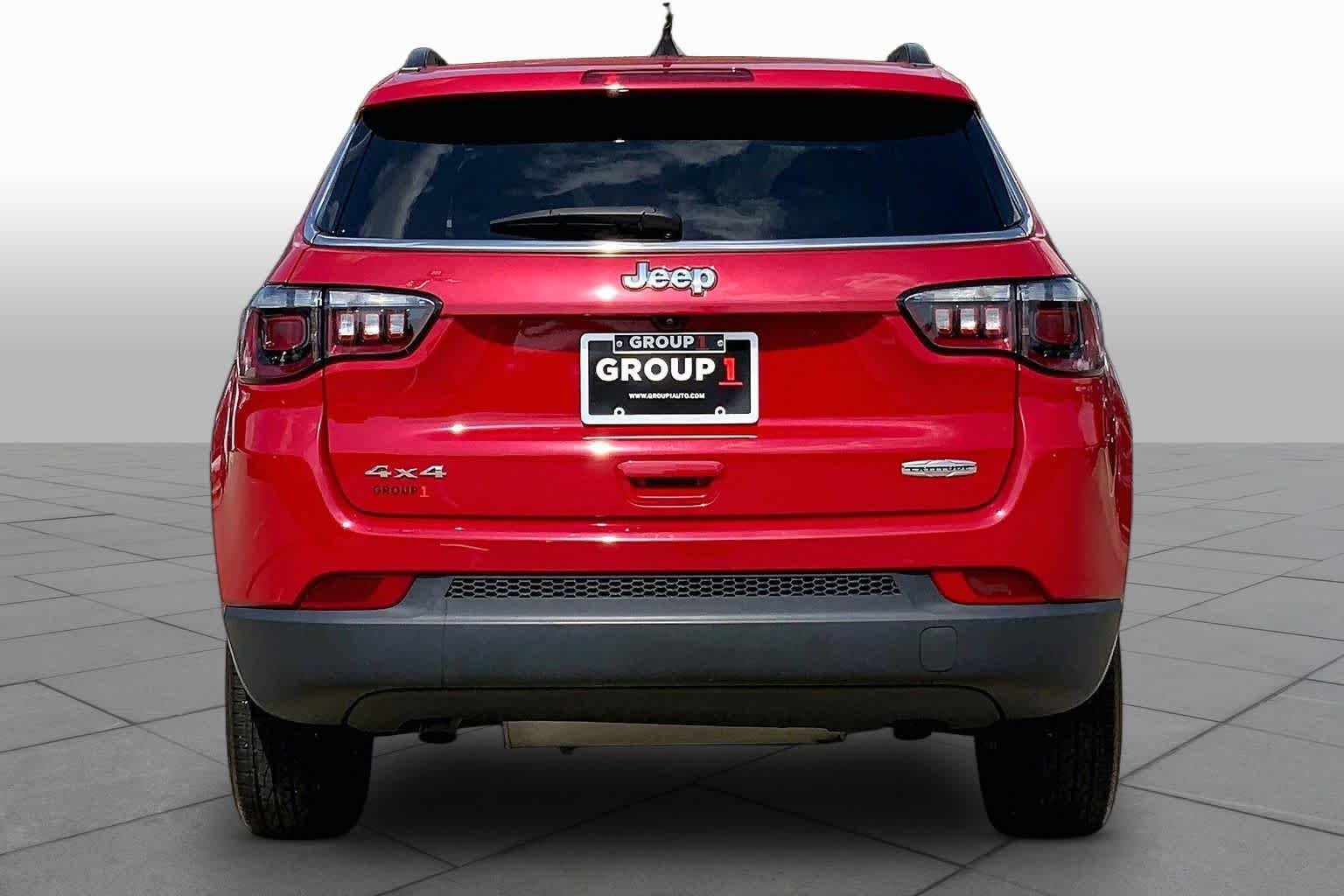 Pre-Owned 2024 Jeep Compass Latitude