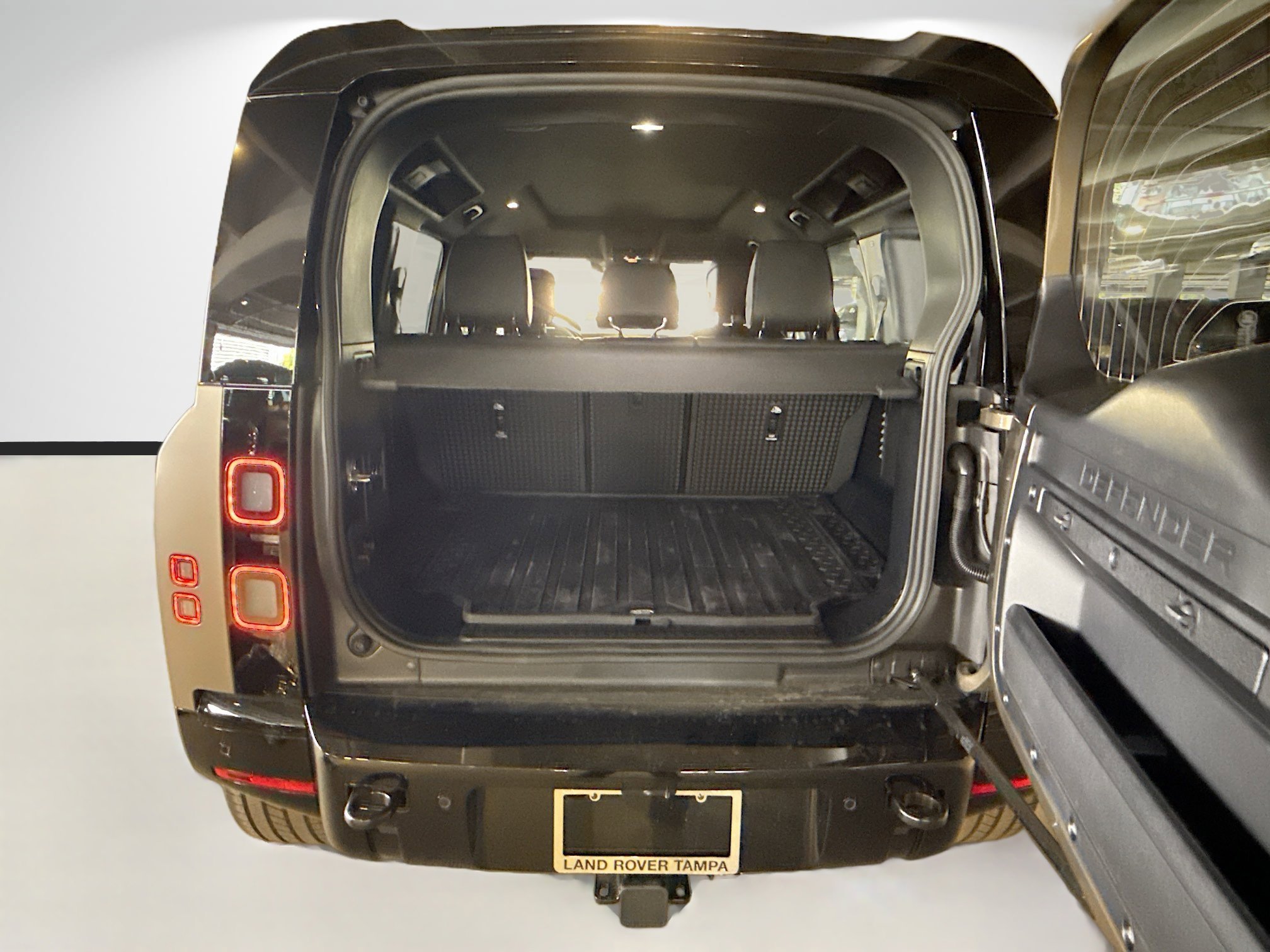 New 2026 Gondwana Stone LAND ROVER X-Dynamic SE image 12