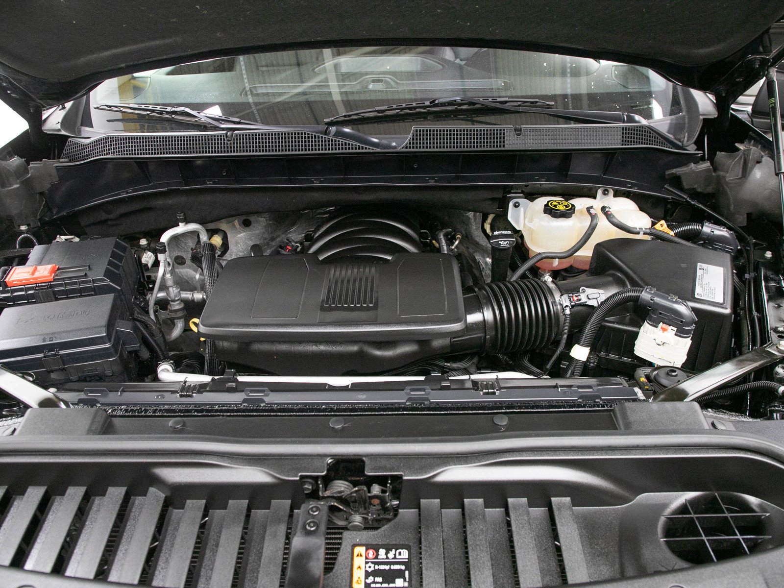 Used 2019 Black Chevrolet RST image 32