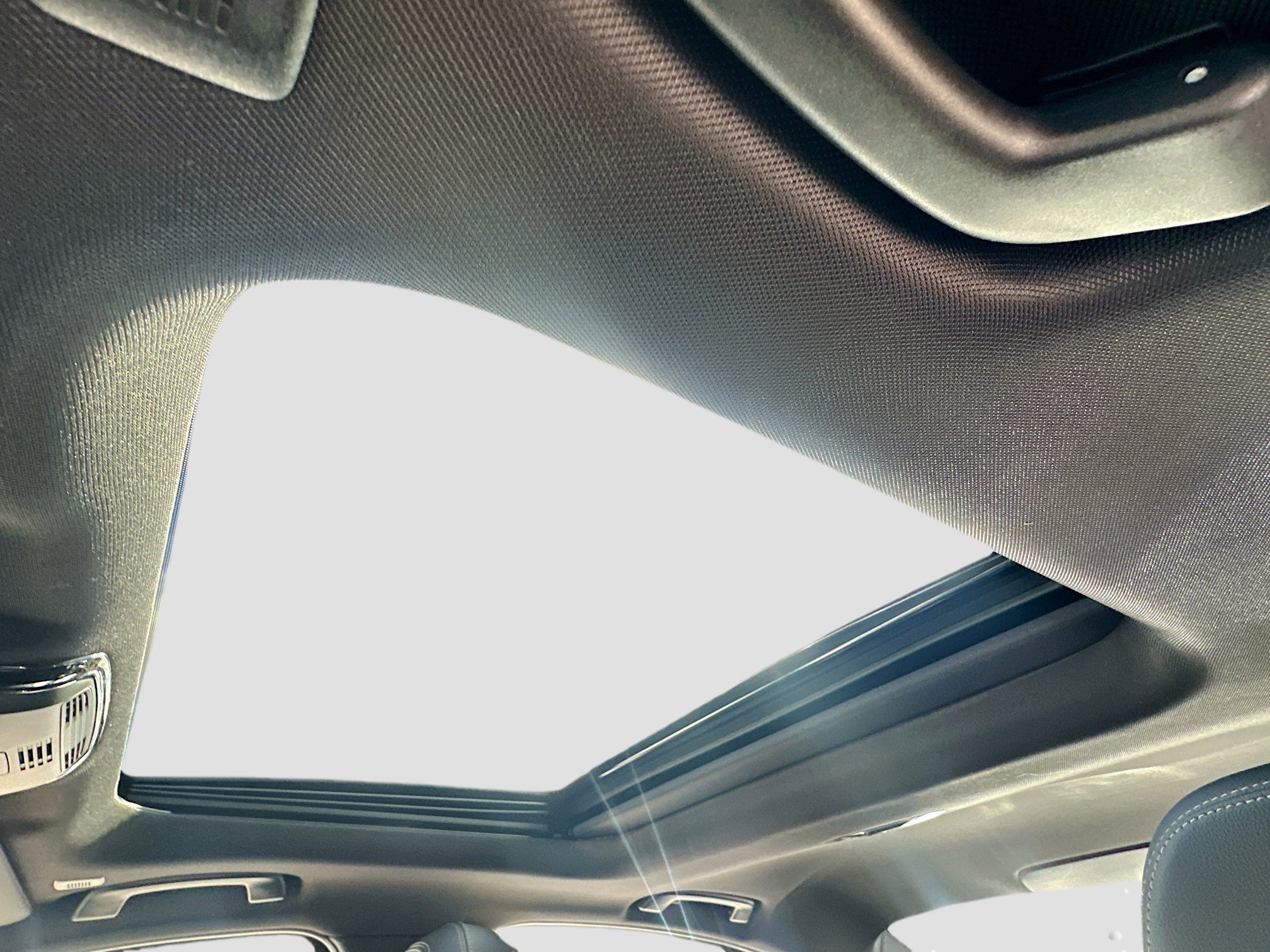 2026 BMW 3 Series 330i - Photo 15