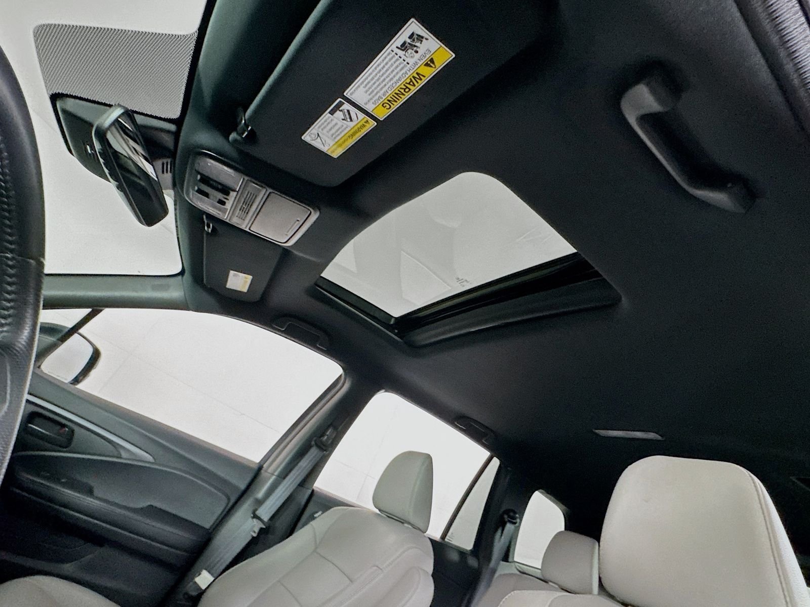 2022 Honda Passport EX-L - Photo 15