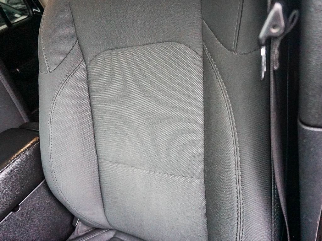 Used 2018 Black Jeep Unlimited Rubicon image 21
