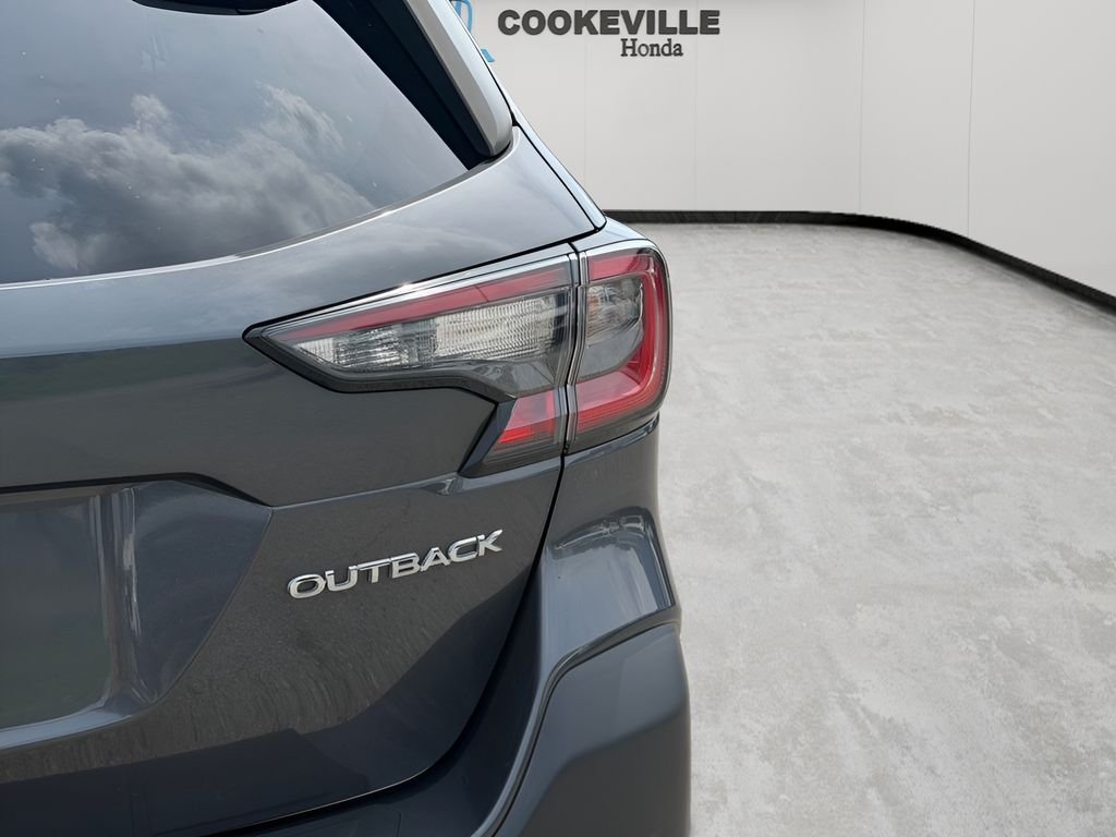 Used 2022 Magnetite Gray Metallic Subaru Limited image 7