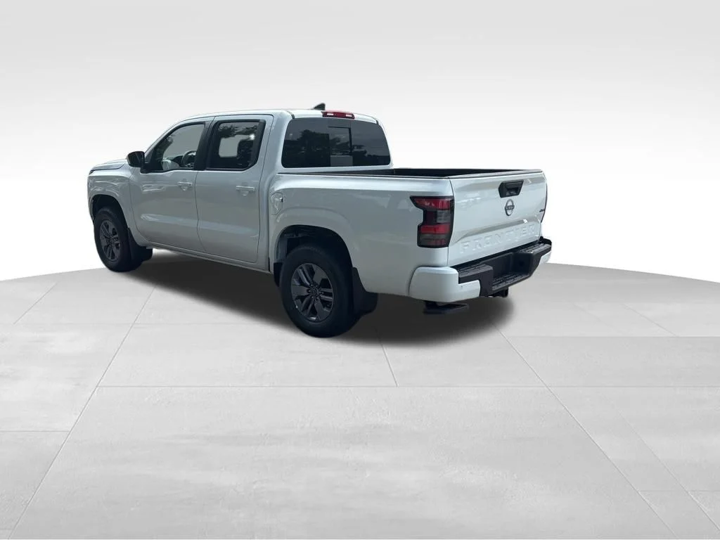 New 2026 Glacier White Nissan Crew Cab SV image 2