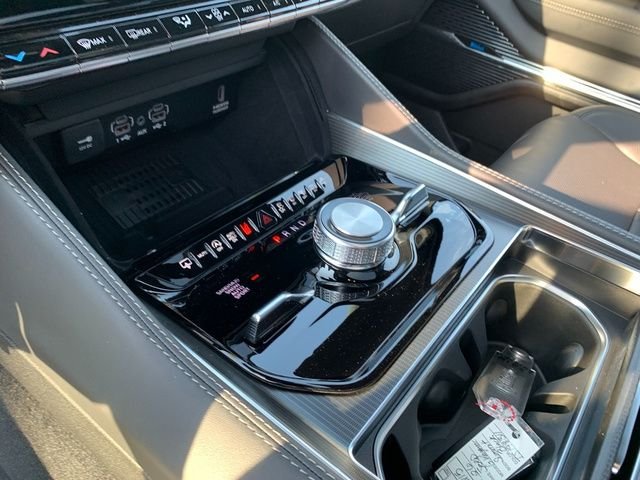 New 2026 High Gloss Black Jeep Summit Obsidian image 17