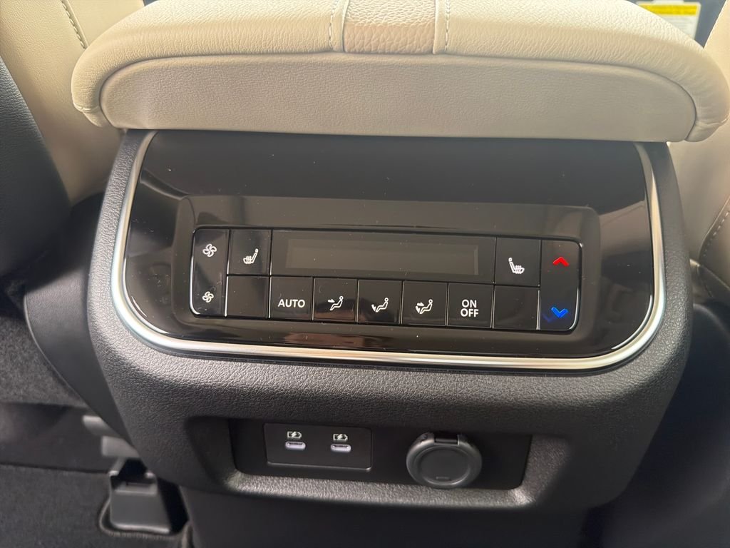 New 2026 Nissan Armada Platinum 4D Sport Utility