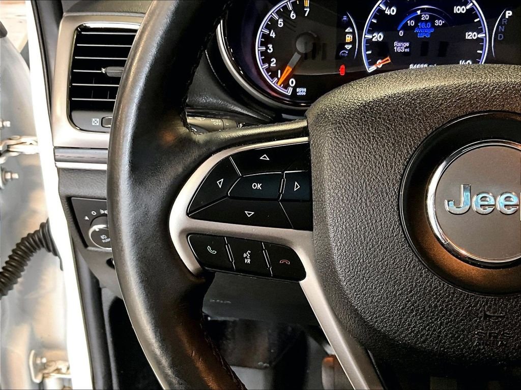 Used 2018 White Jeep Overland image 24