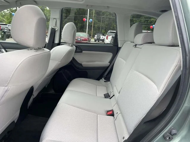 Used 2015 Jasmine Green Metallic Subaru 2.5i Premium image 12