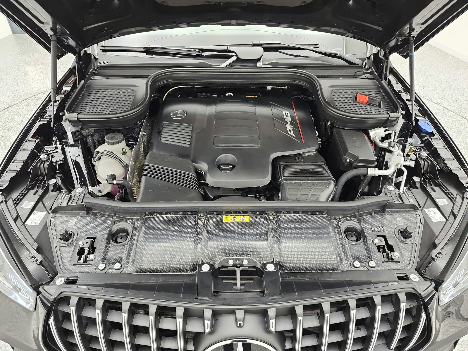 Certified Used 2026 Obsidian Black Metallic Mercedes-Benz AMG® GLE 53 4MATIC+ Coupe image 12
