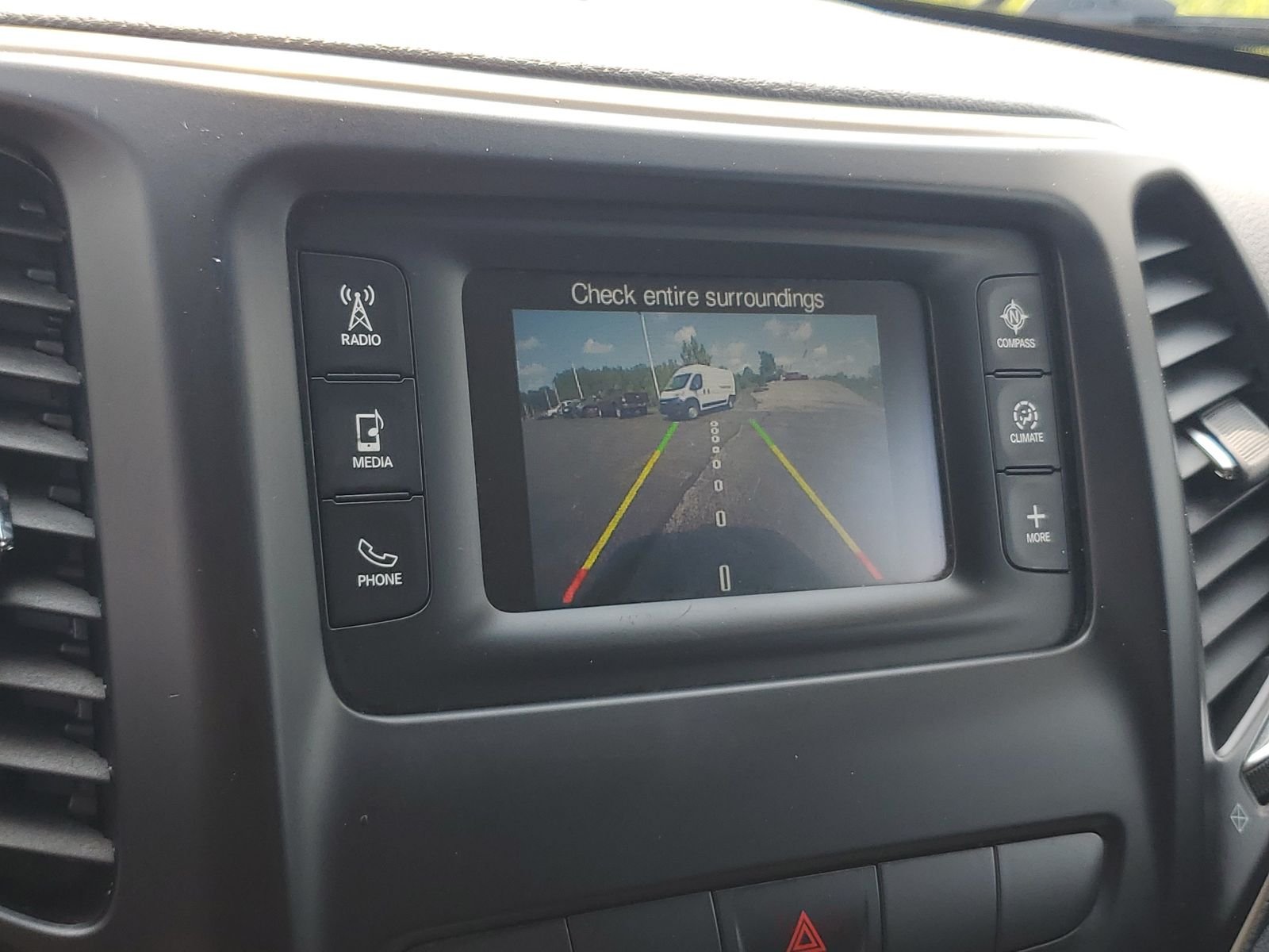 Used 2015 Silver Jeep Latitude image 10