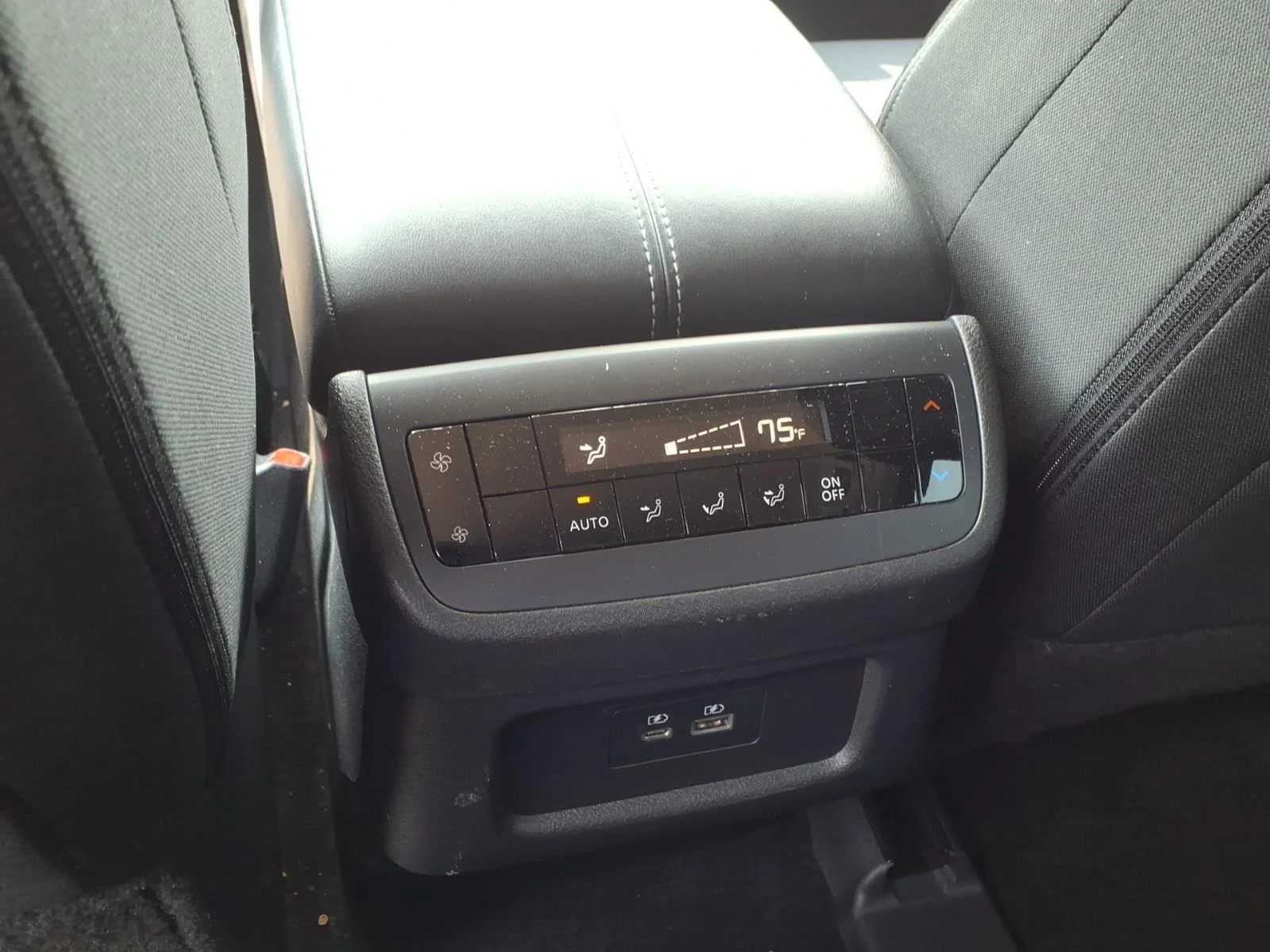 Used 2024 Pearl White Tricoat Nissan SV image 19