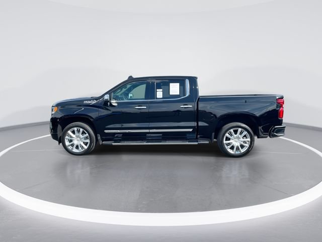 Used 2025 Black Chevrolet High Country image 5