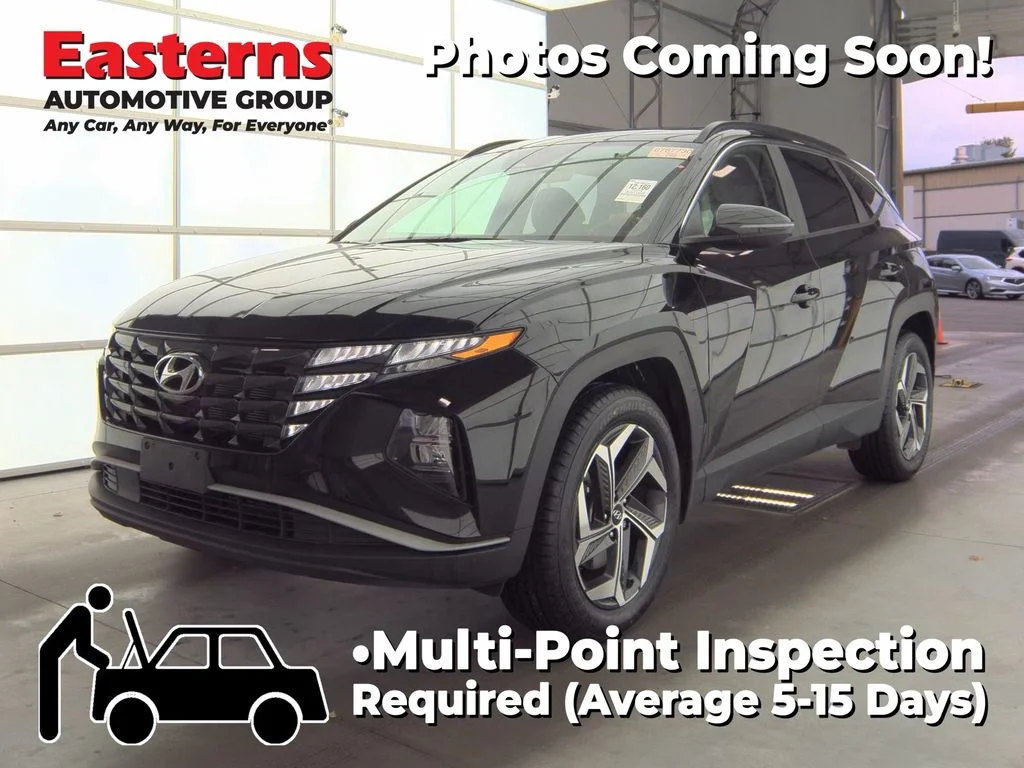 Used 2023 Black Hyundai SEL image 1