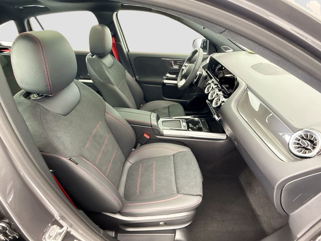 New 2026 Mountain Grey Metallic Mercedes-Benz GLA 35 AMG® image 19