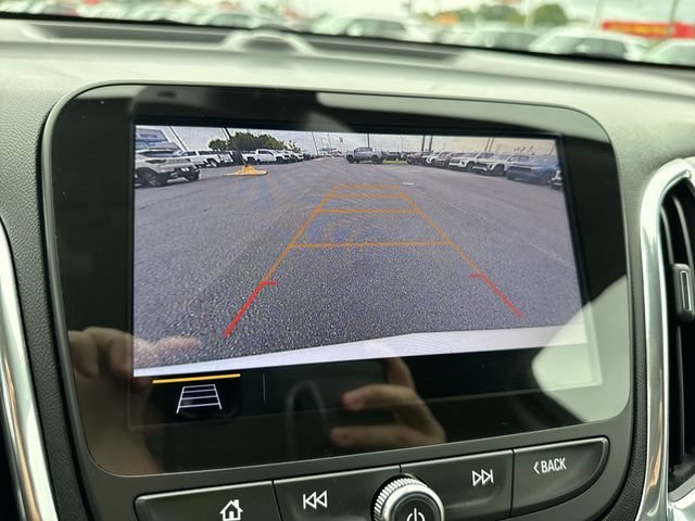 Used 2020 IRIDESCENT PEARL TRICOAT Chevrolet Premier image 37