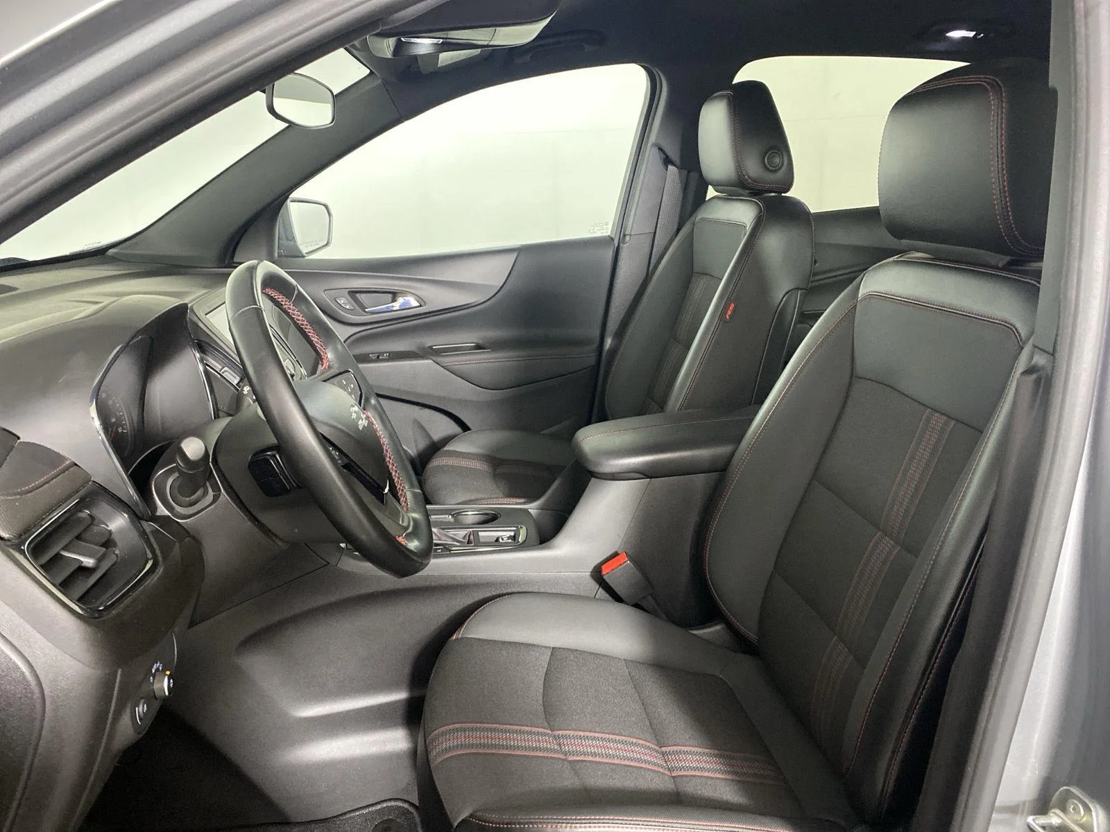 Used 2023 Sterling Gray Metallic Chevrolet RS image 10