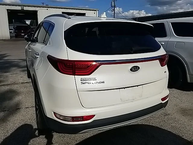 Used 2018 White Kia EX image 18
