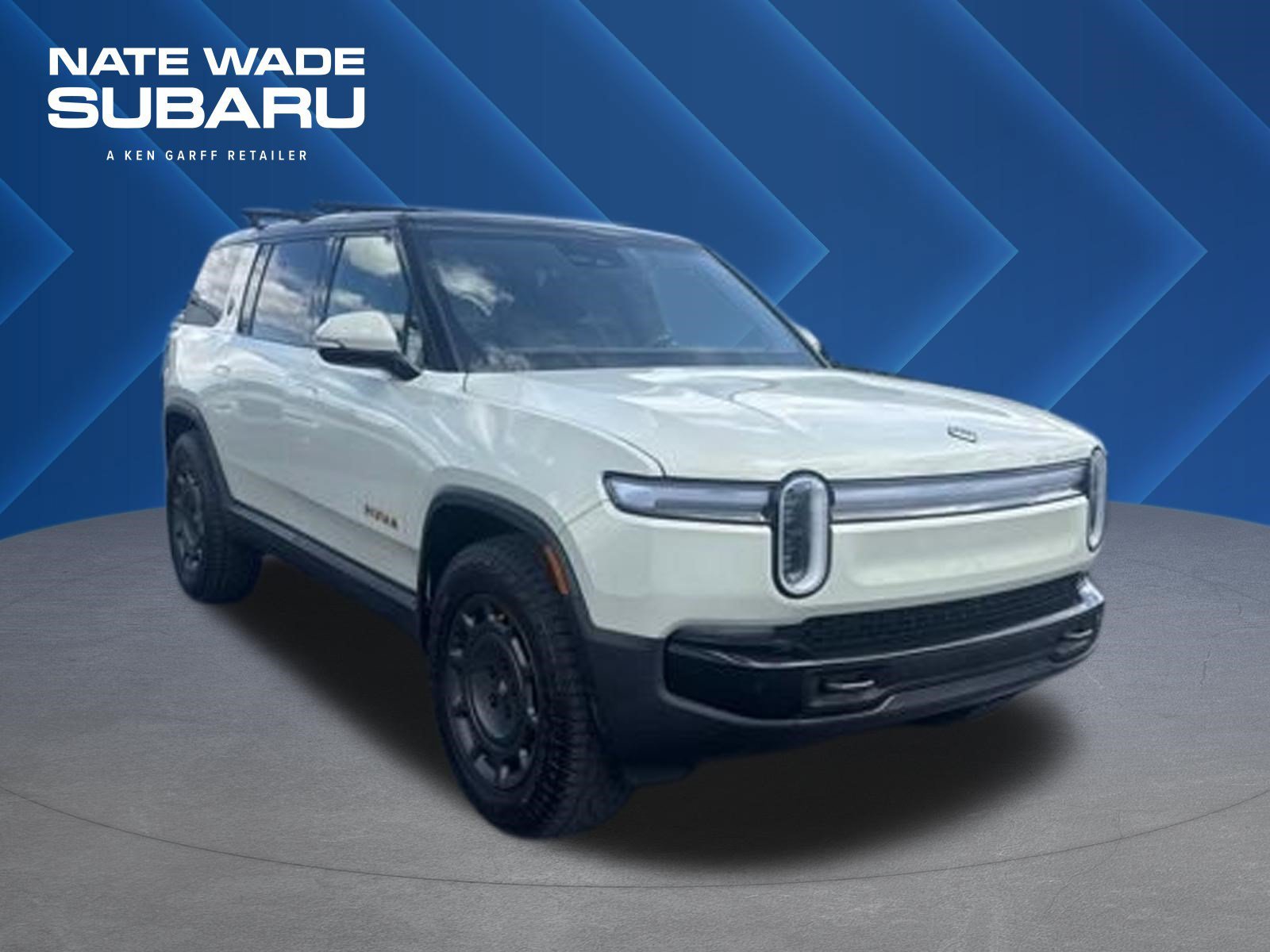 2025 Rivian R1S Ascend Tri Max's photo