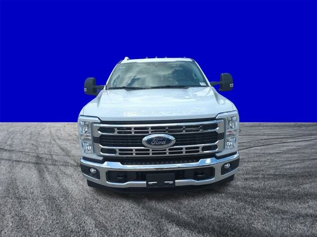2025 Ford F-350 Super Duty Chassis Cab XL - Photo 9