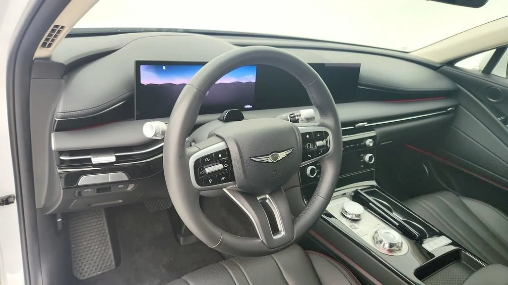 Used 2026  Genesis 2.5T image 13
