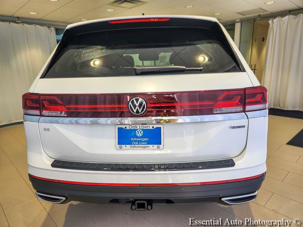 New 2026 Opal White Pearl Volkswagen 2.0T SE w/Technology image 4