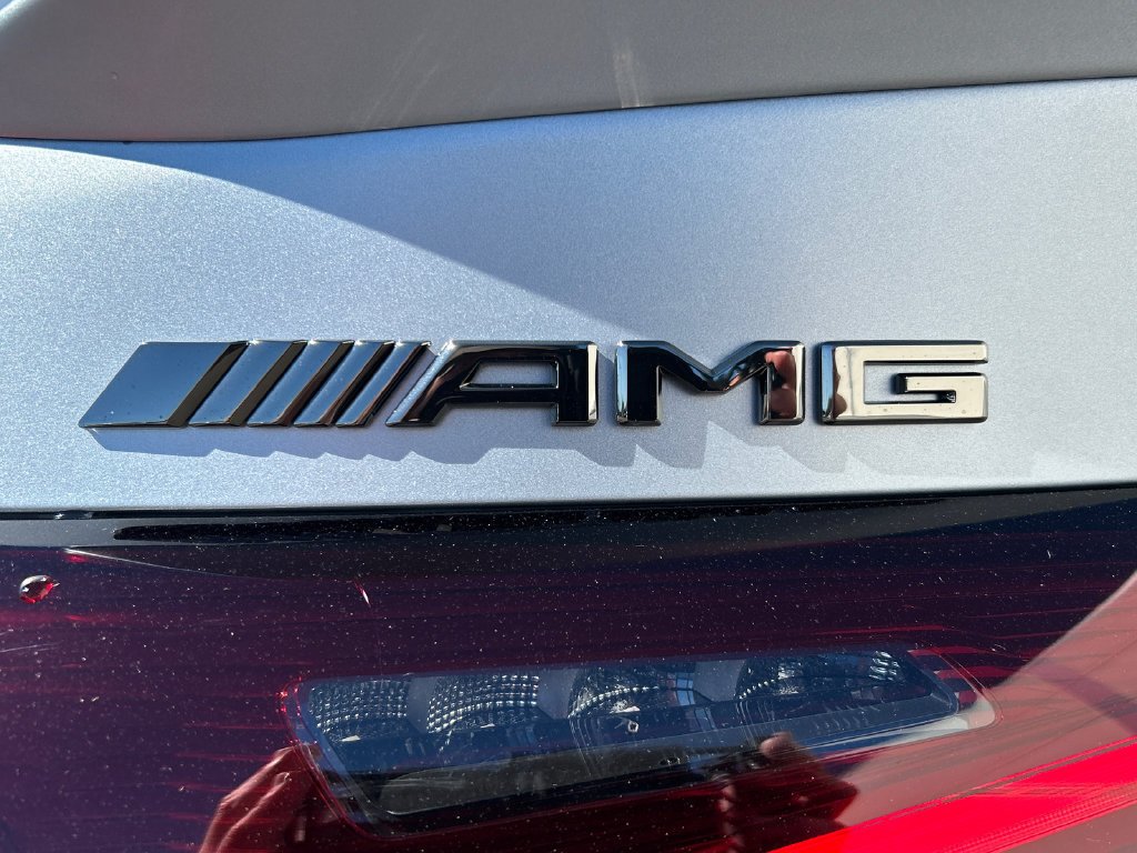 New 2027 MANUFAKTUR Cirrus Silver Magno Mercedes-Benz AMG® GLC 53 4MATIC+ Coupe image 67