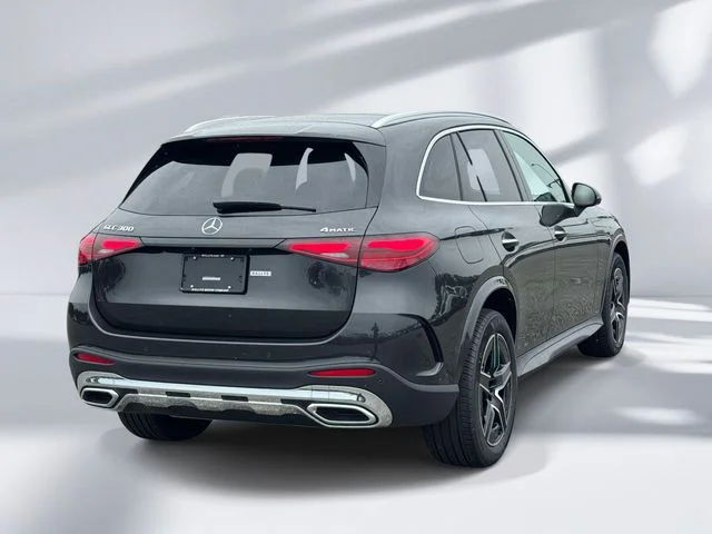 New 2026 Graphite Grey Metallic Mercedes-Benz GLC 300 image 4