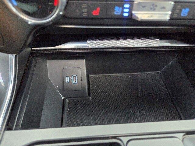 Used 2022 Carbonized Gray Metallic Ford LARIAT image 20
