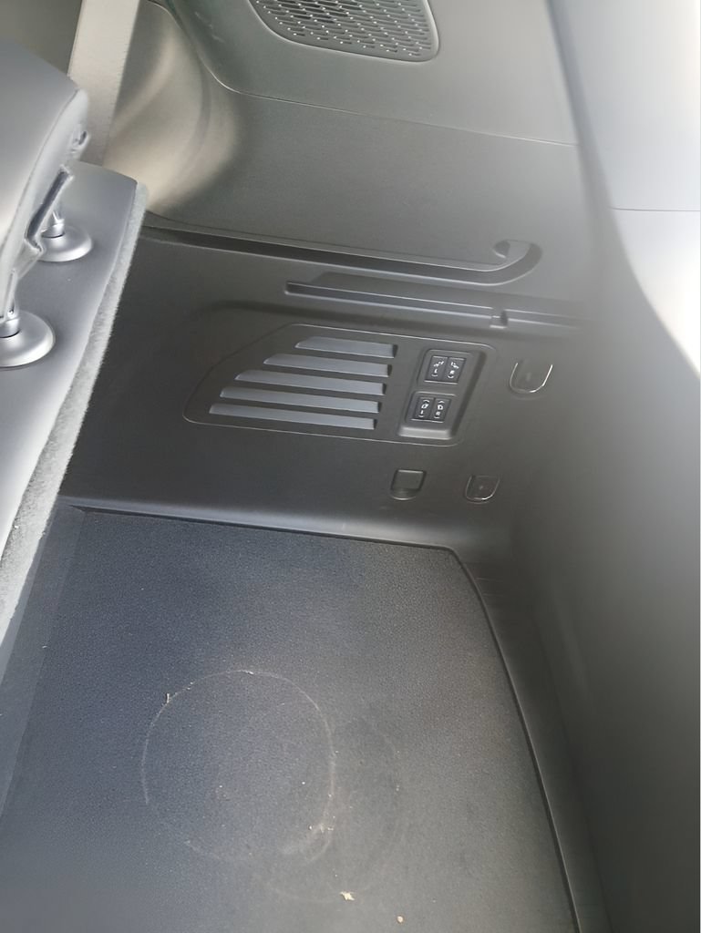 2025 Buick Enclave Sport Touring - Photo 24