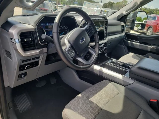 Used 2023 Gray Ford XLT image 18