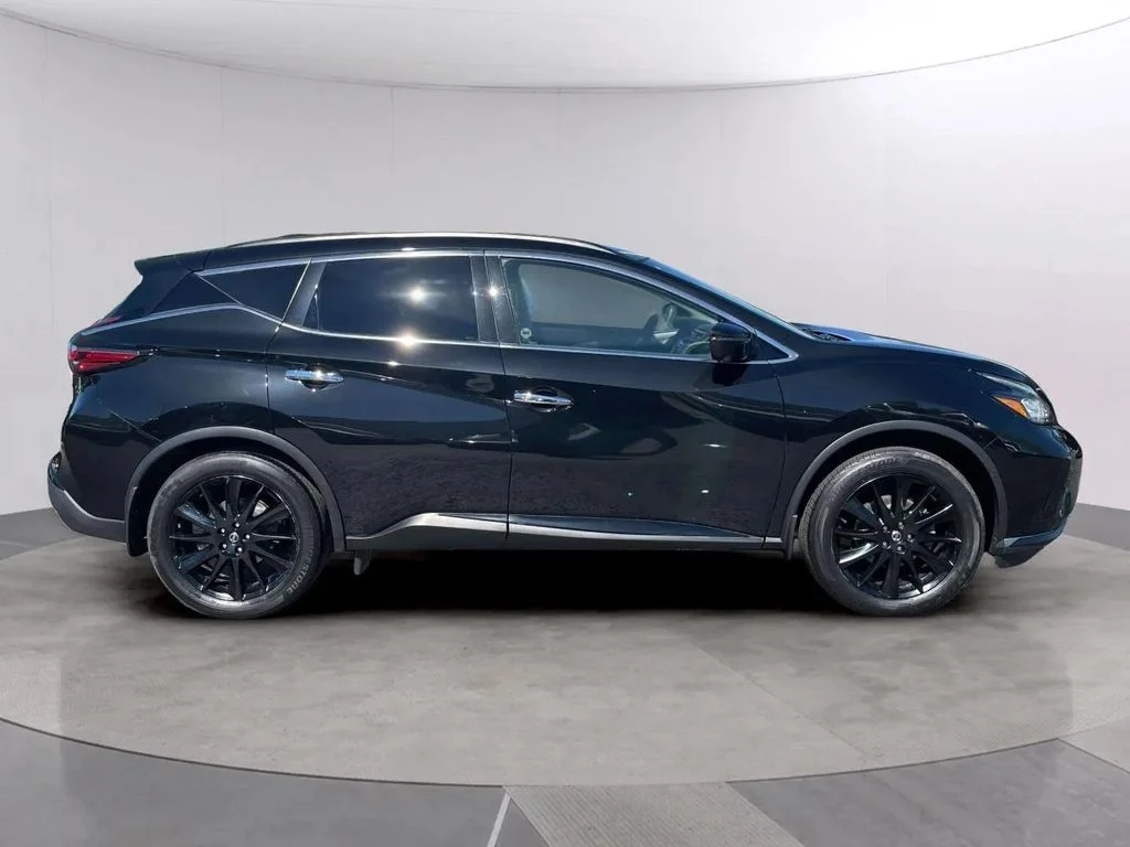 Used 2021 Magnetic Black Pearl Nissan SL image 6