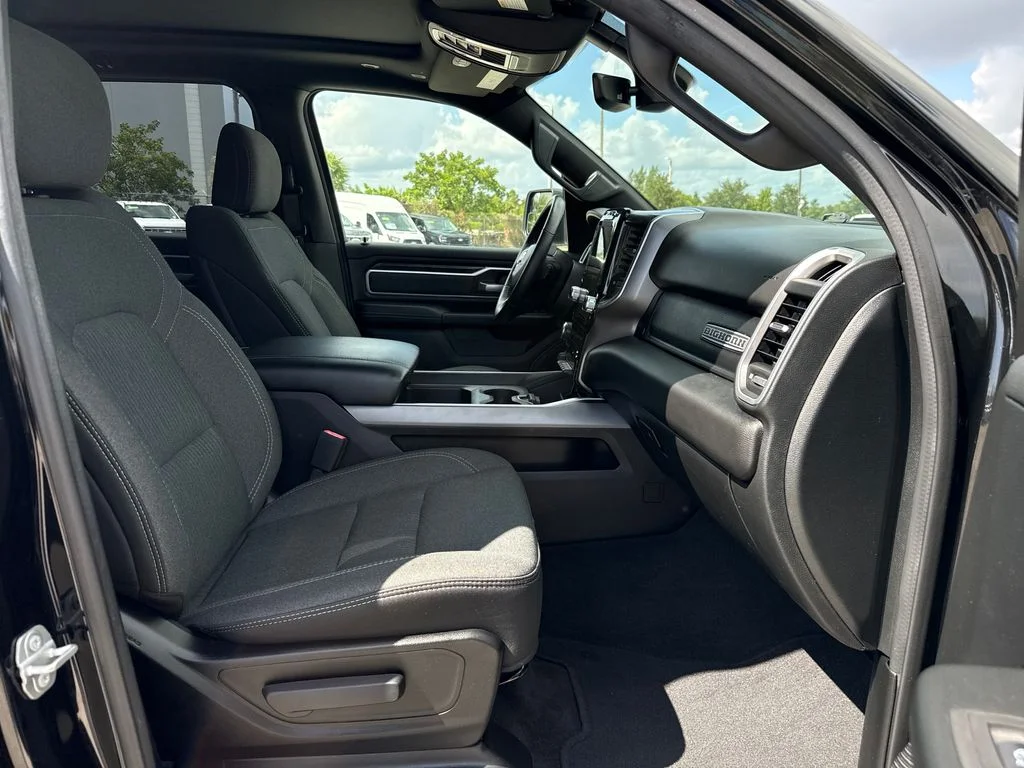 Used 2020 Black Ram Big Horn/Lone Star image 28