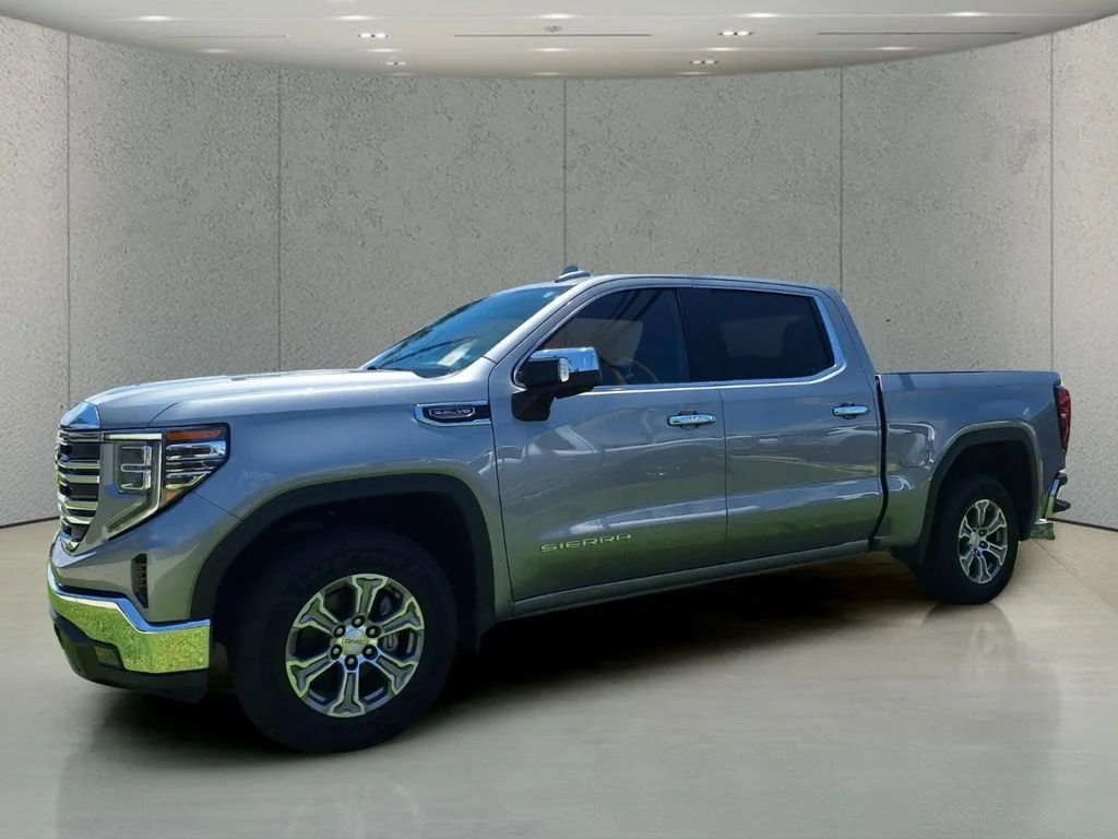 2024 GMC Sierra 2WD Crew Cab Short Box SLT's photo