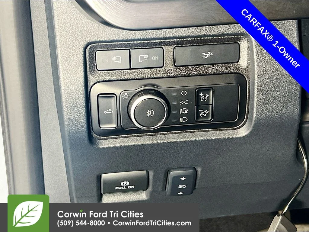 Used 2024 Glacier Gray Metallic Ford Lariat image 20