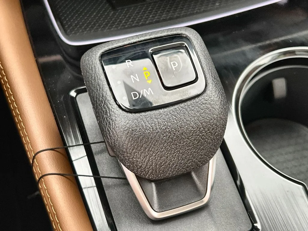 New 2026 Everest White Pearl TriCoat / Super Black Two-tone Nissan Platinum image 22
