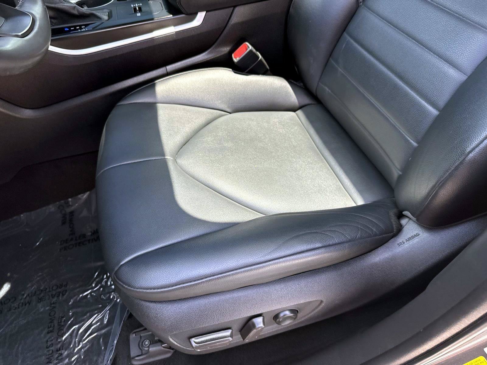 Used 2022 Magnetic Gray Metallic Toyota XLE image 21