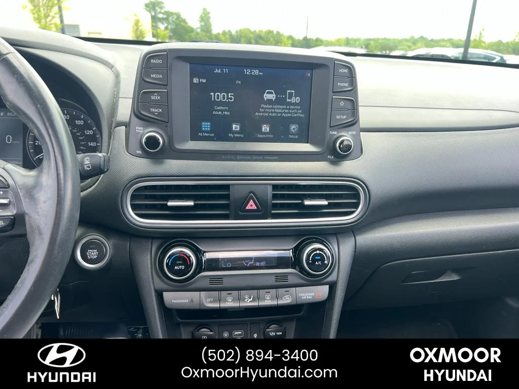 Used 2021 Ultra Black Hyundai Limited image 9