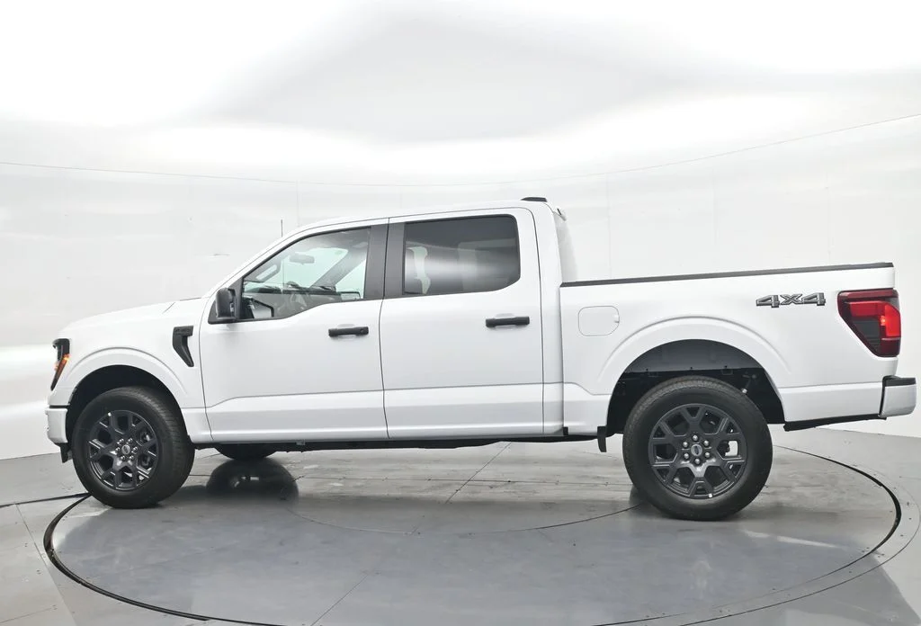New 2026 Oxford White Ford STX® image 10