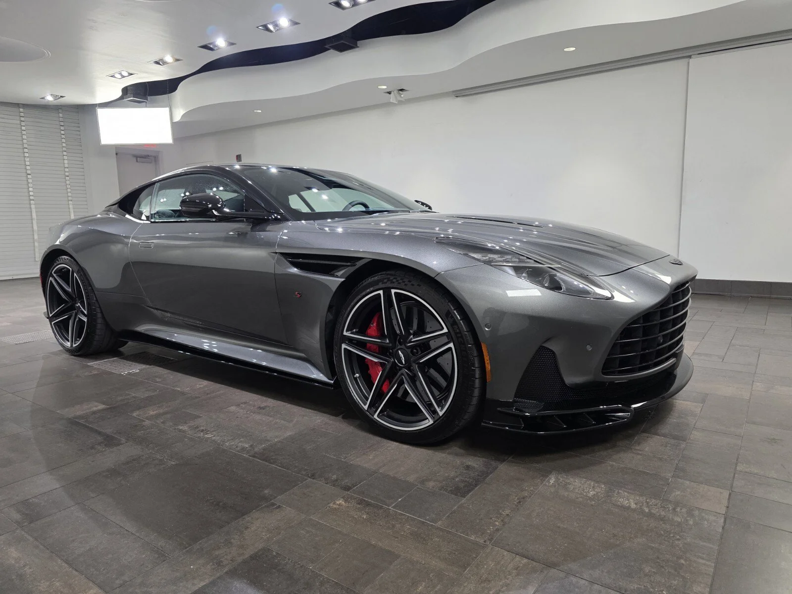 2026 Aston Martin DB12 Base