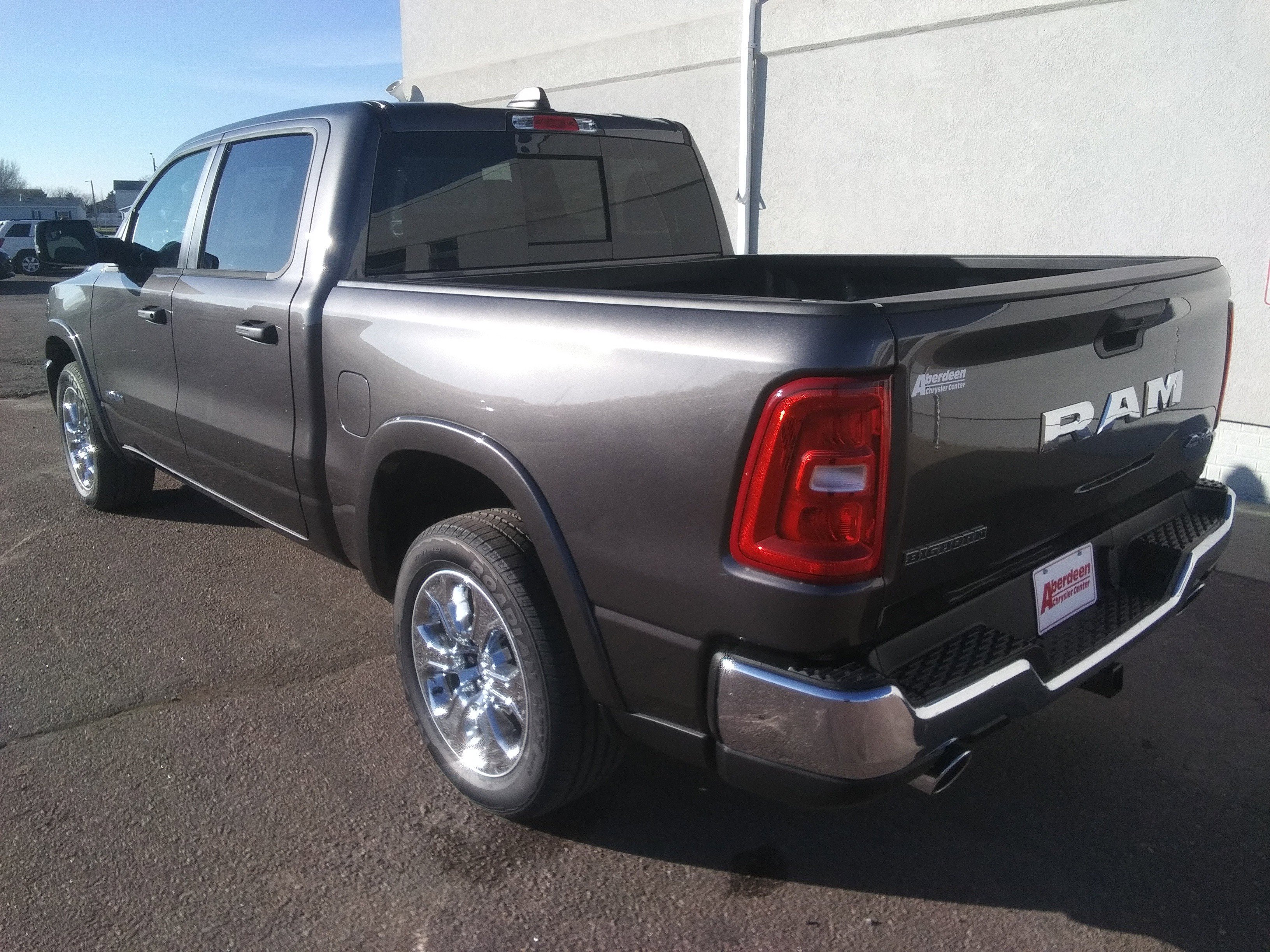 New 2026 Granite Crystal Metallic Clear-Coat Exterior Paint RAM Big Horn/Lone Star image 7